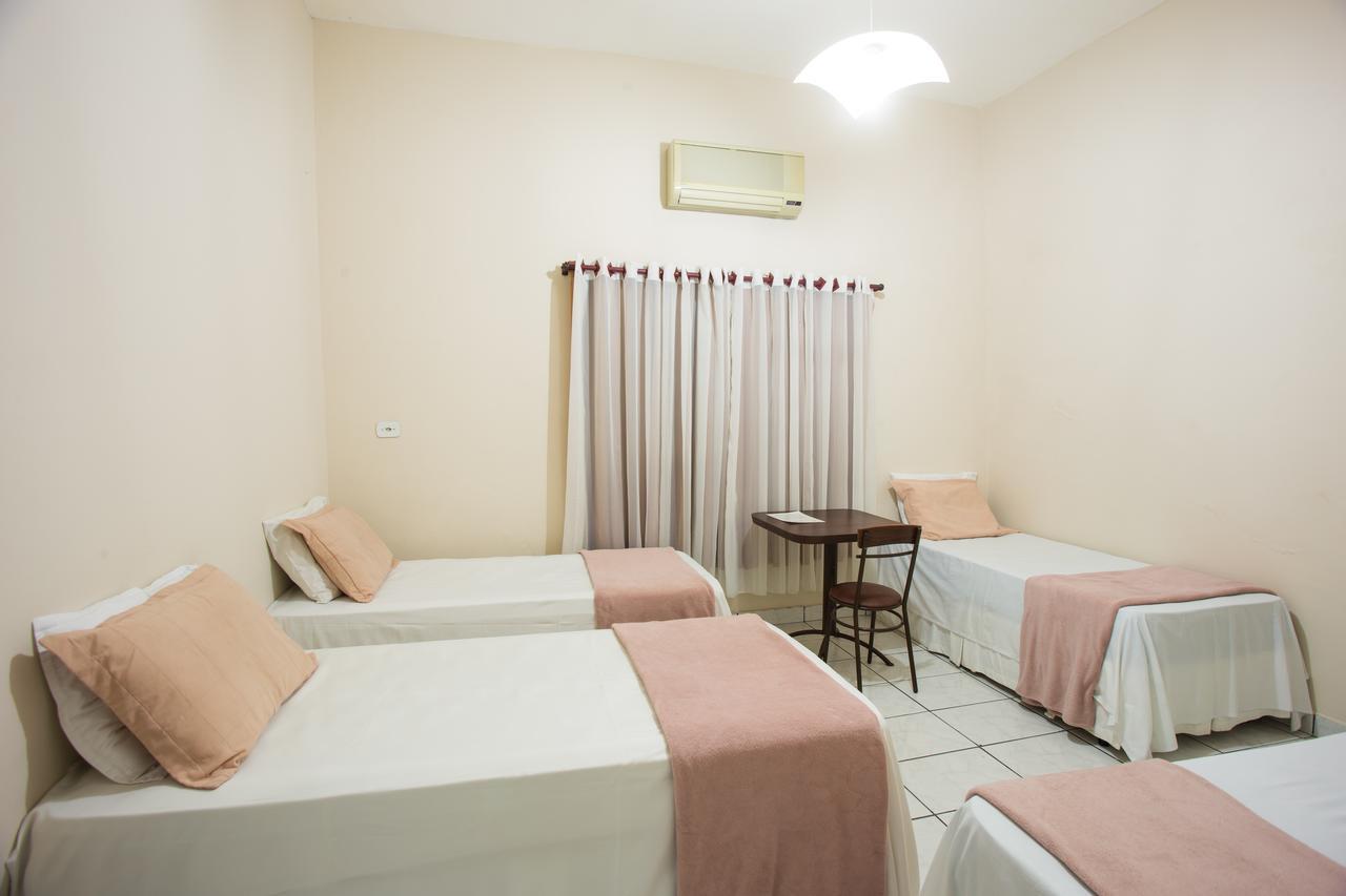 Hotel Calixtro レジストロ エクステリア 写真
