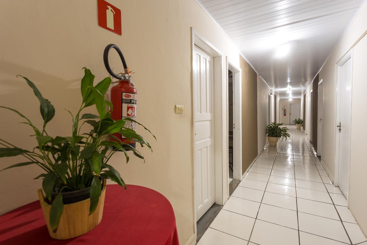 Hotel Calixtro レジストロ エクステリア 写真