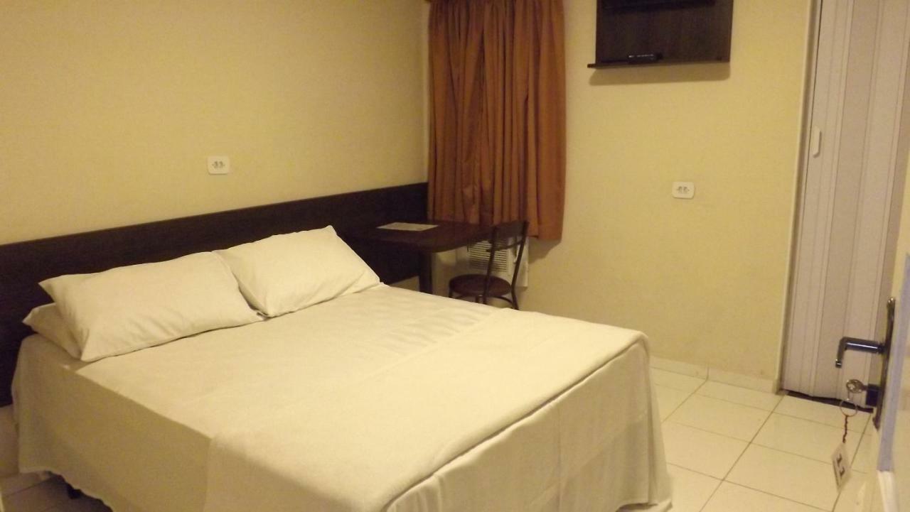 Hotel Calixtro レジストロ エクステリア 写真