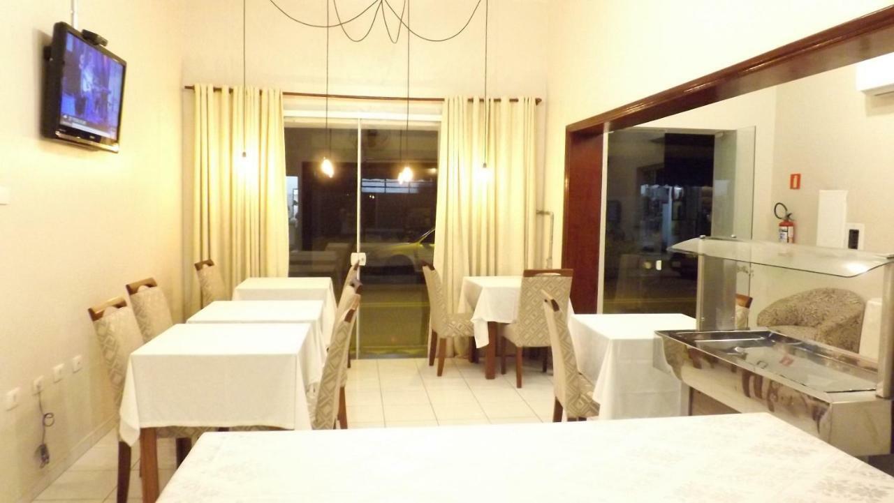 Hotel Calixtro レジストロ エクステリア 写真