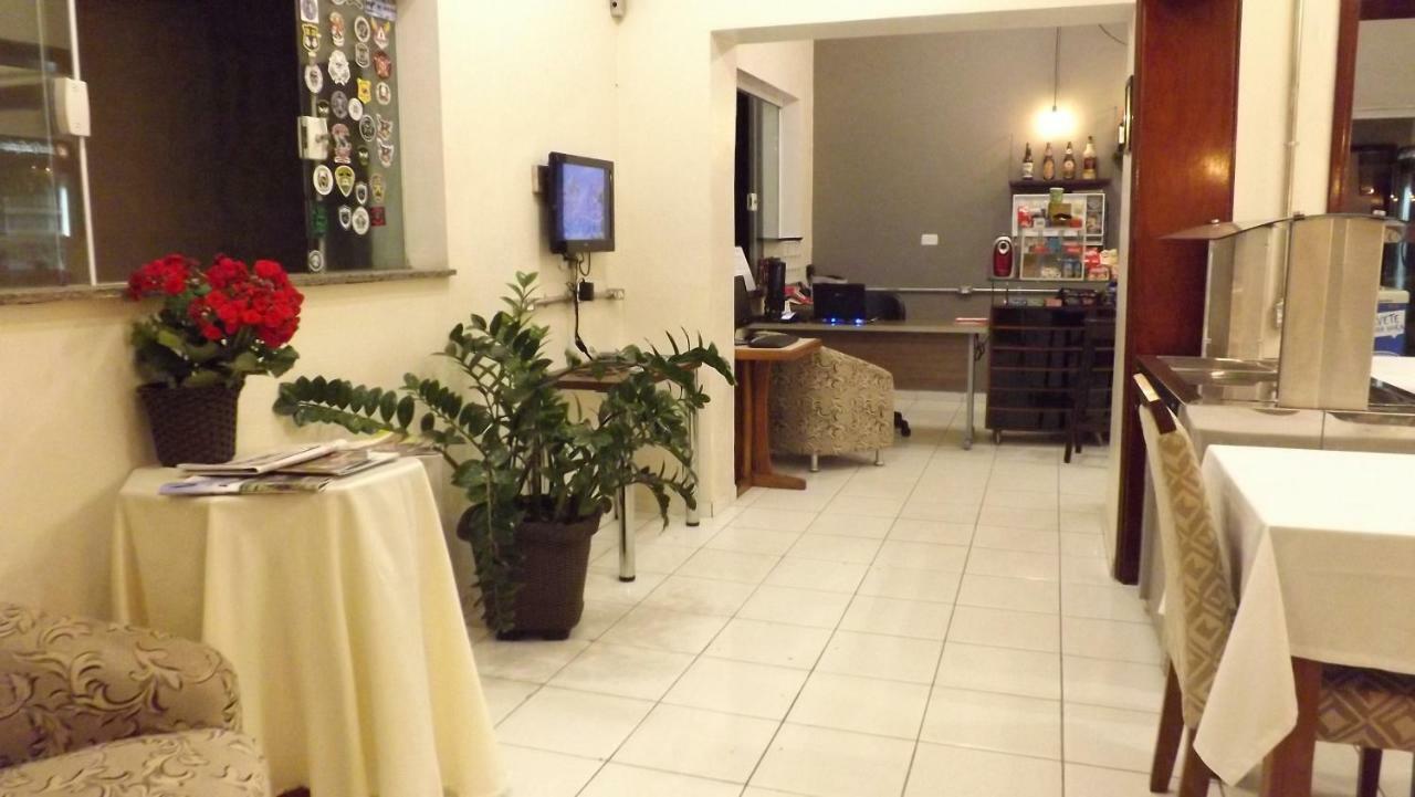 Hotel Calixtro レジストロ エクステリア 写真